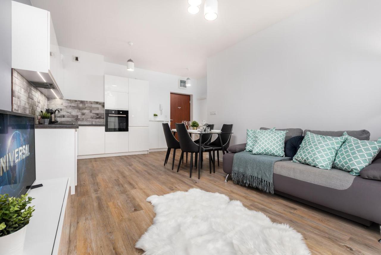 Rakowska 14A 1 Bedroom By Homeprime Varsavia Esterno foto